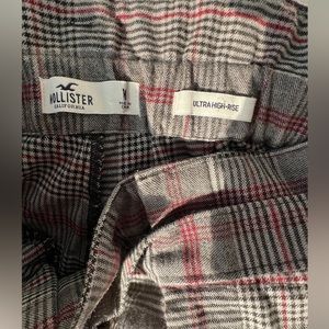Hollister pants ultra high rise size Medium